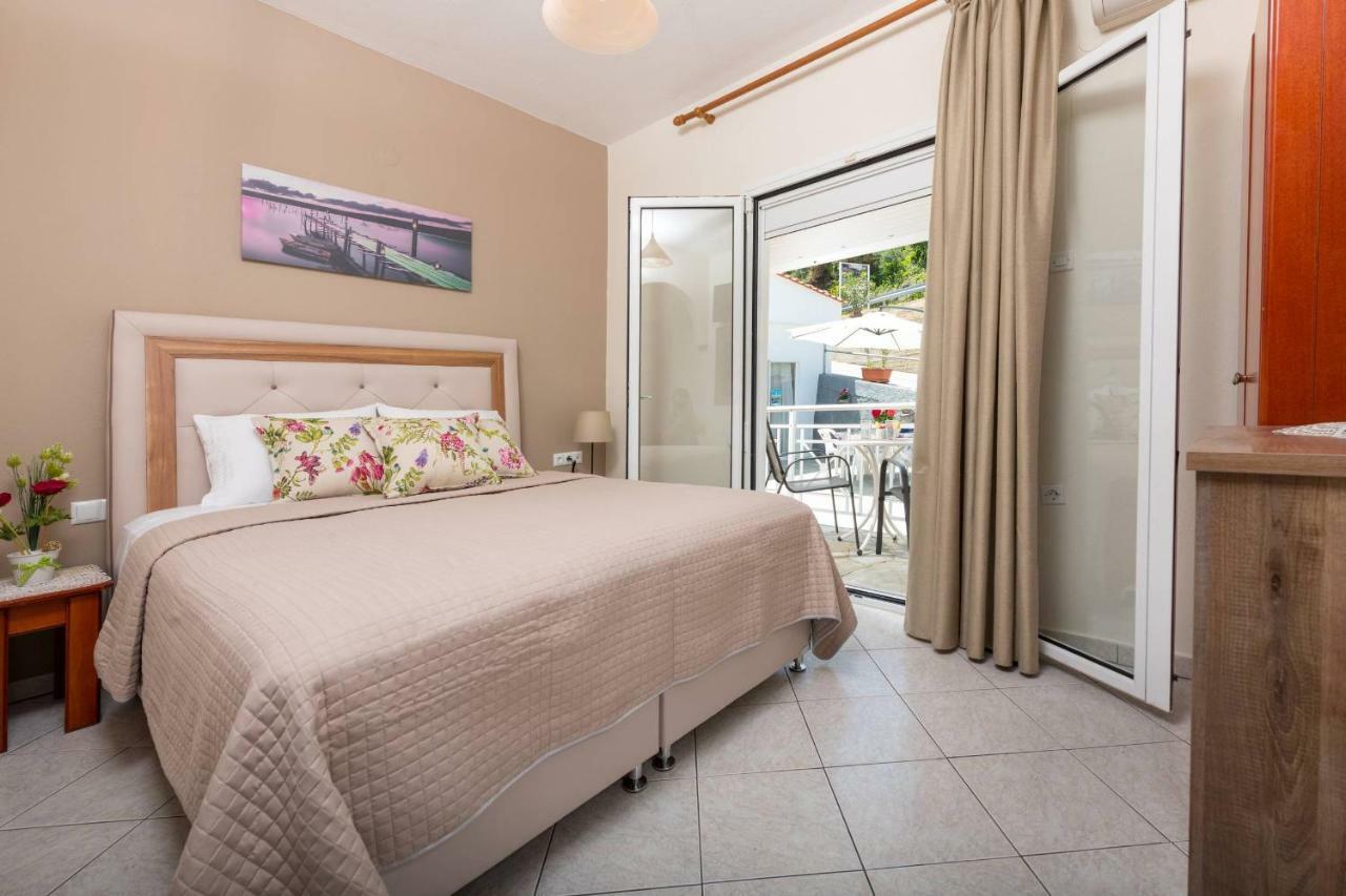 Pension Giannis Αdults Only Kinira Exterior foto